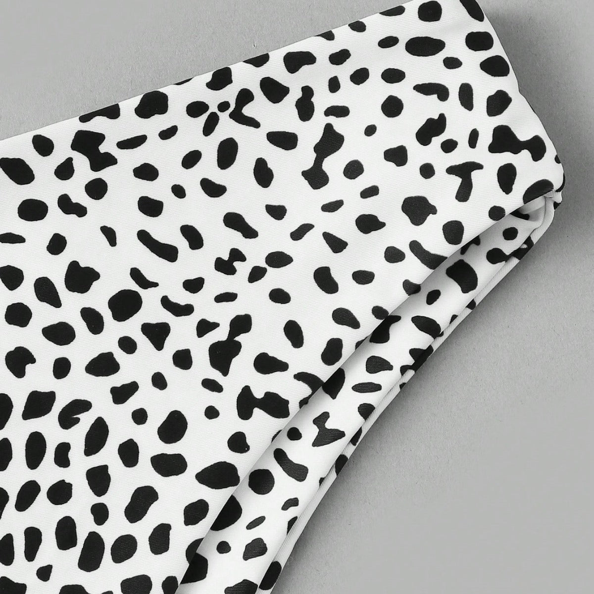 Fresh And Chic High-waisted Bandeau Style With A Polka-dot Print