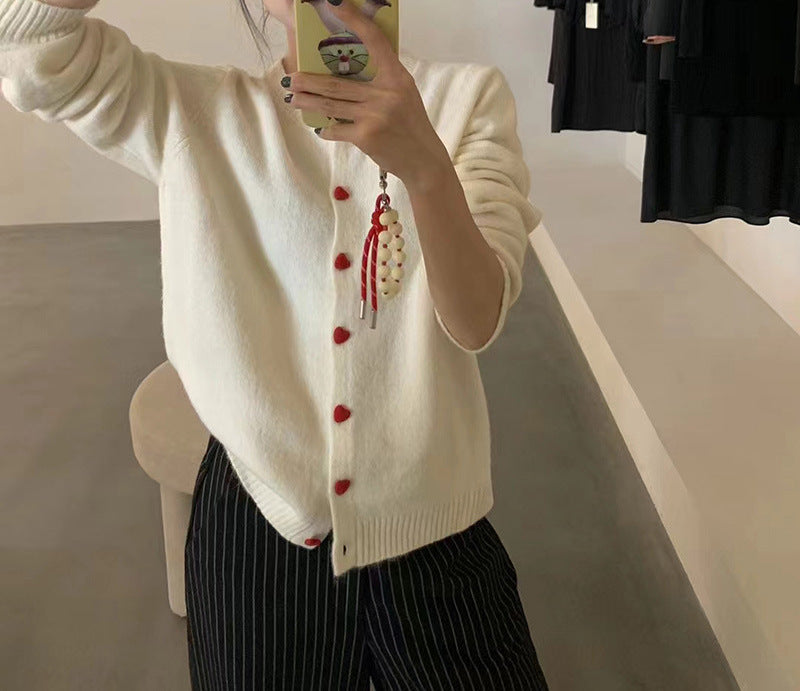 College Style Retro High-end Knitted Cardigan Women's Autumn New Niche Design Love Button Sweater Jacket