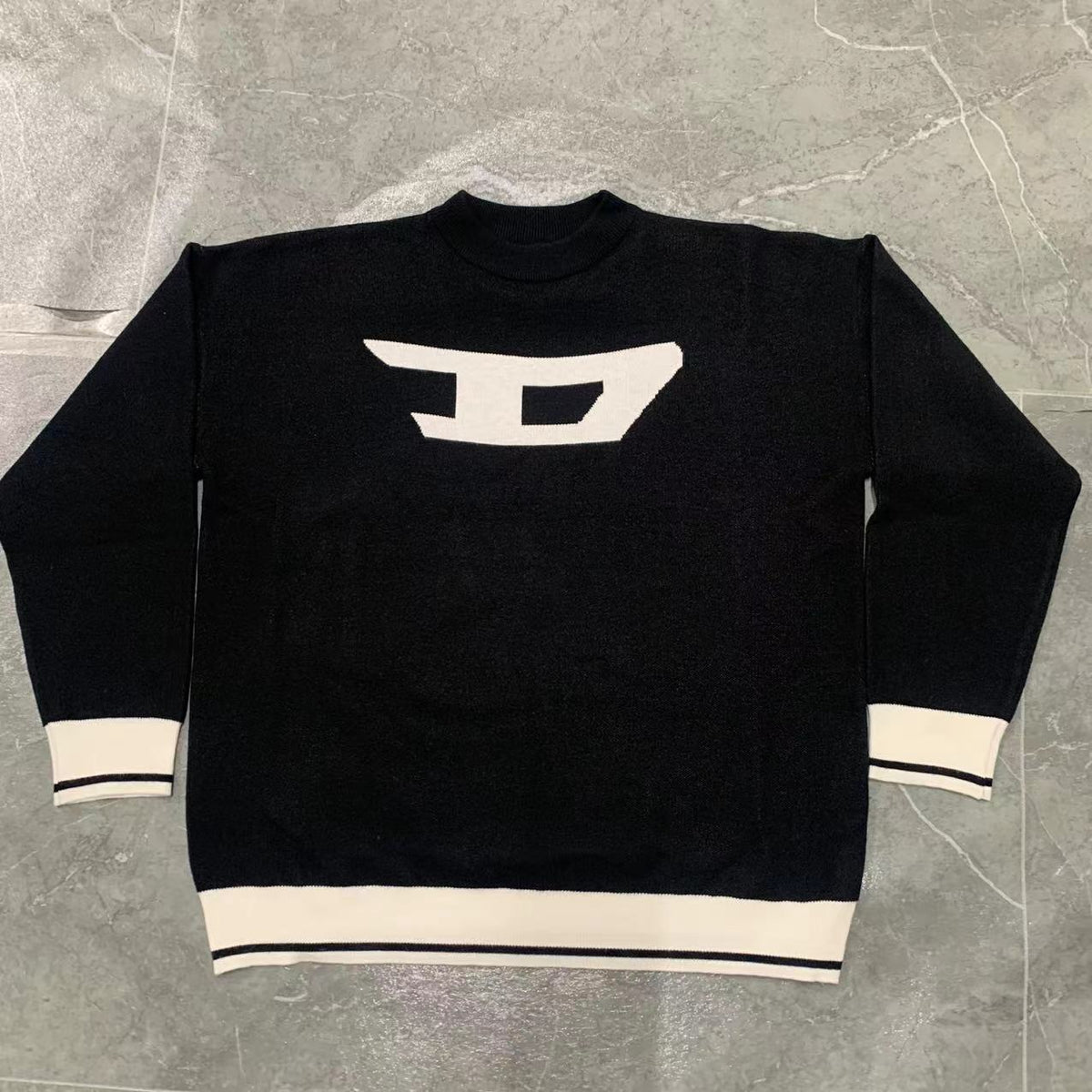 Women's Overhead Sweater In Commuter Style