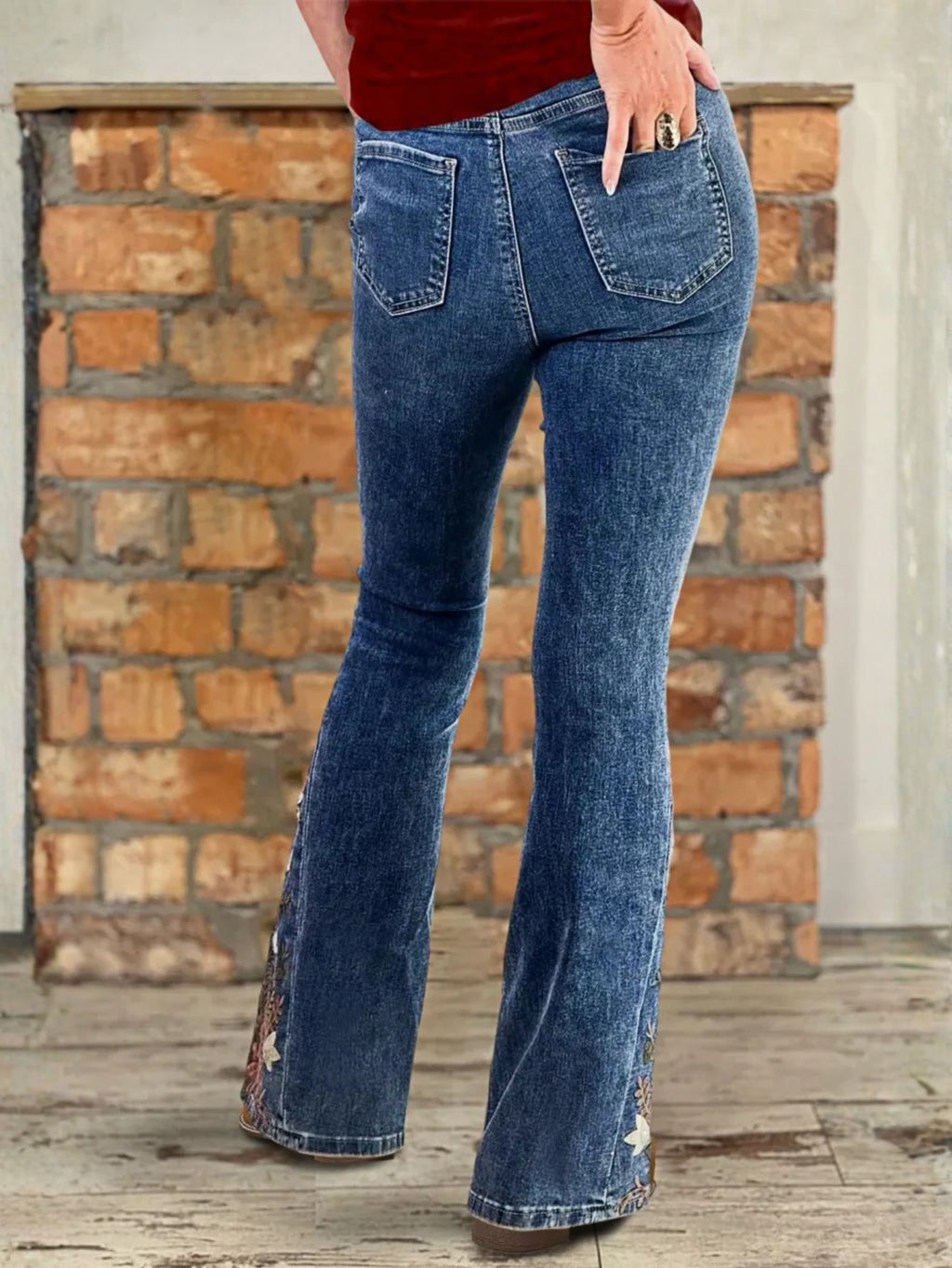 Women Embroidered Flare Jeans High Waist Dark Blue Vintage Denim Pants Floral Detail Y2K Bell Bottom Jeans Wholesale Ready Stock