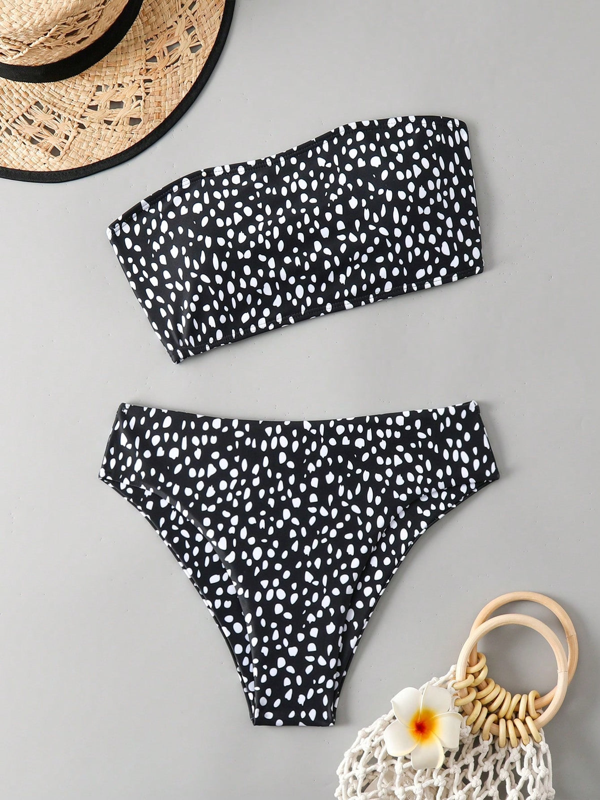 Fresh And Chic High-waisted Bandeau Style With A Polka-dot Print