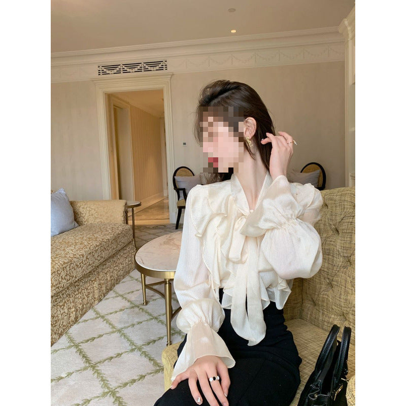 French-style Vintage Ruffled-edge Blouse