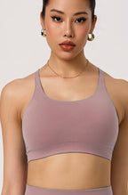 Seamless Sports-Style Back-Shaping Bra And Pants Yoga Set