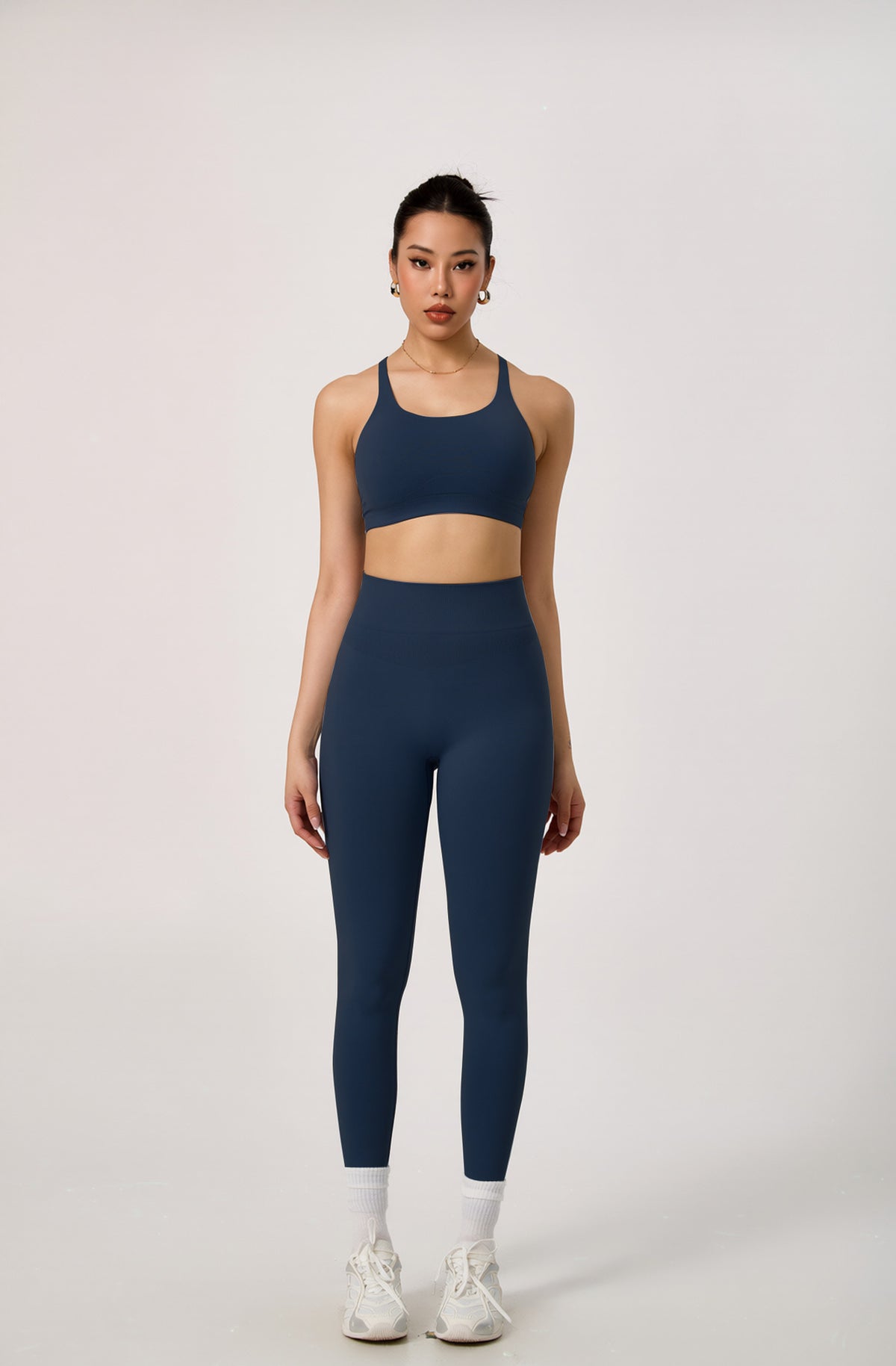 Seamless Sports-Style Back-Shaping Bra And Pants Yoga Set