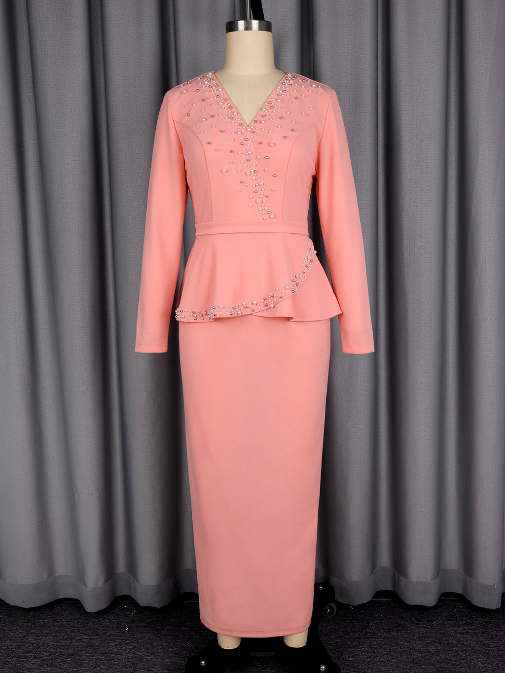 Elegant Banquet And Commute Dress With Ruffled Sleeves And A Fitted Waist