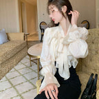 French-style Vintage Ruffled-edge Blouse