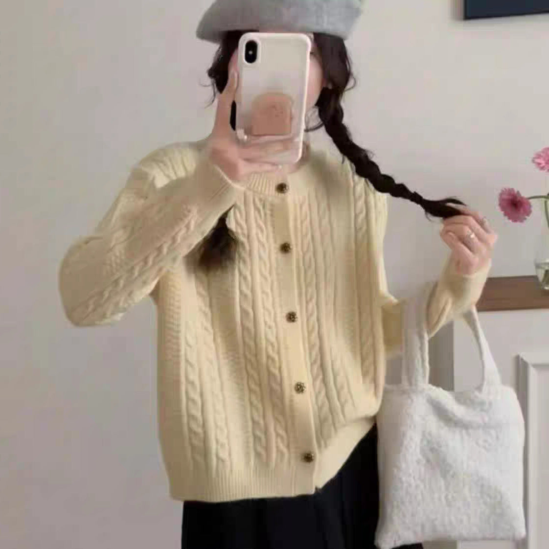 Retro Rose Flower Button Small Twist Knitwear Jacket For Women 2025 Autumn And Winter New Fashion Versatile Knitwear Cardigan