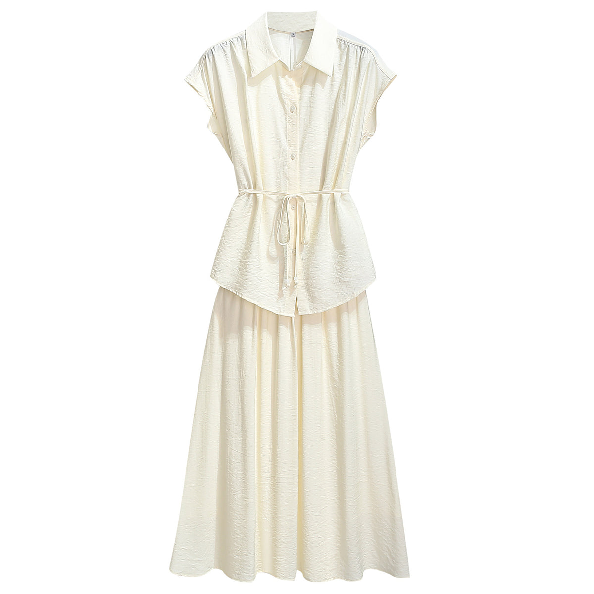 Tencel Sleeveless Blouse Paired With A Skirt