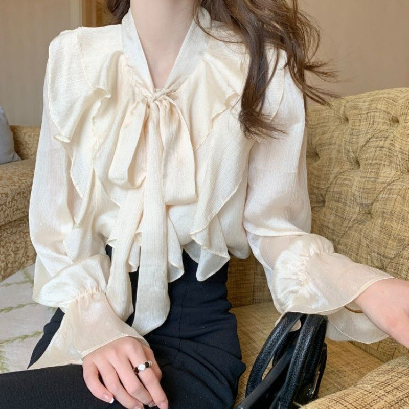French-style Vintage Ruffled-edge Blouse